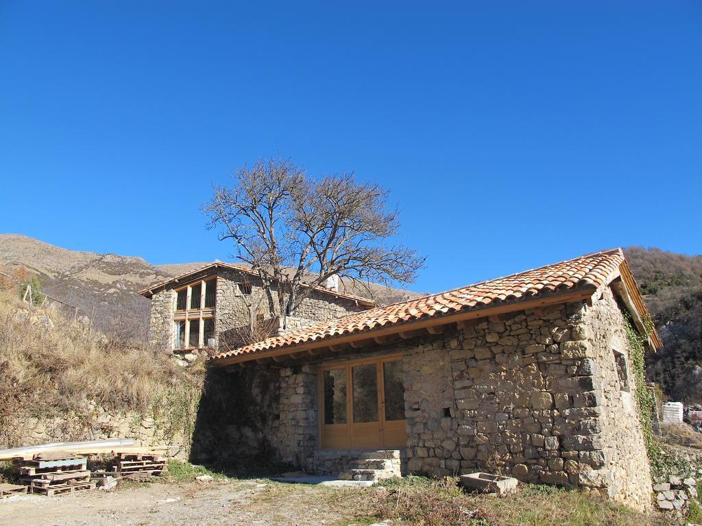A Pousada Mas Rural El Negre Ogassa Exterior foto